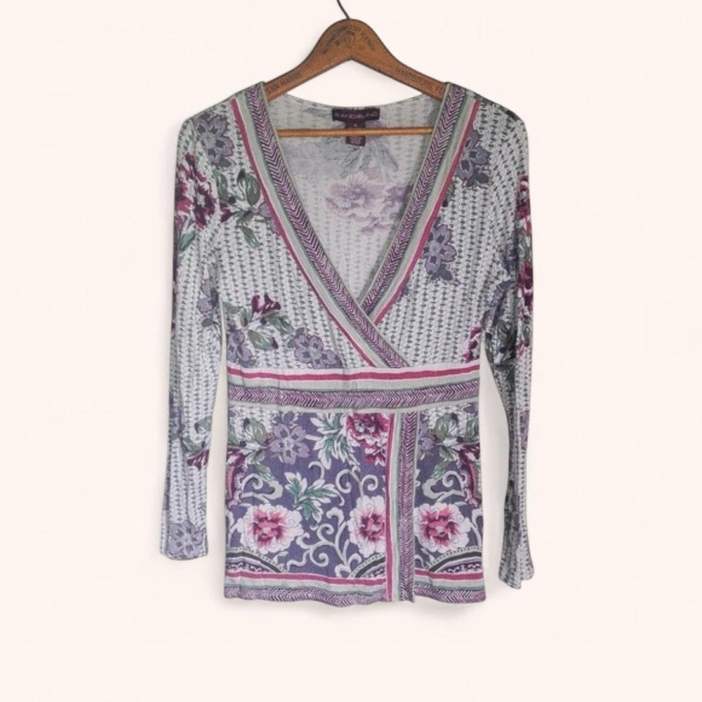 Bandolino Gray White Red Green Floral Long Sleeve Wrap Style Tunic Top Blouse